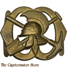 Baret embleem Regiment Pioniers (1e model met buiglippen) 1946-66