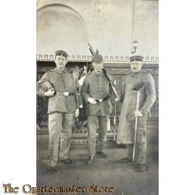 Postkarte/ Photo 1914 3 Deutsche Soldaten Stubendienst