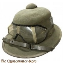 WH Tropenhelm 2e model 1942 (WH Tropical helmet 2nd model 1942)