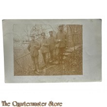 Postkarte/ Photo 1916 4 Deutsche Soldaten auf holztreppe