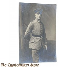 Studio photo 1917 Unteroffizier mit Schirmmutze 