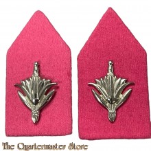 Kraag emblemen Korps Militaire Administratie (metaal 1963)