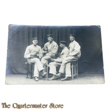 Postkarte/Photo 1915 Deutsche Soldaten mit Brot 