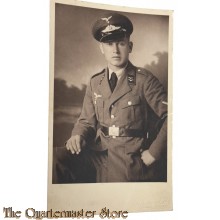 Postkarte/Photo 1940 LW Soldat mit Schirmmutze