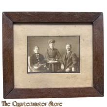 WK 1 Foto in Ramen Deutscher Soldat mit Eltern (WW1 Framed Photo German Soldier with parents)