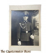 StudioPhoto 1940 Soldat mit Schutzenschnur (Large)