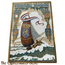 Cloisonné wandtegel vervaardigd door plateelfabriek De Porceleyne Fles te Delft. Koningshuis - Royal Family -Wilhelmina 1898 - 1948. 50 Jarig Regeringsjubileum