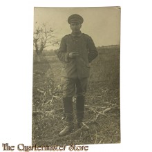 Studio  Photo 1915 Deutscher Soldat mit EK2 rauchend