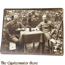 Postkarte/ Photo 1918 , 2 Deutsche Offiziere trinken Wein 