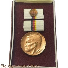 DDR - Dr.-Theodor-Neubauer-Medaille (boxed) 