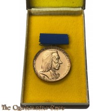 DDR - Pestalozzi-Medaille für treue Dienste (boxed) 