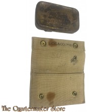 WWI US Army M1910 First aid pouch with 1918 tin   (M1910 verbandsblik met tas)