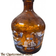 Fles 10 jarige viering Bevrijding 1945-1955