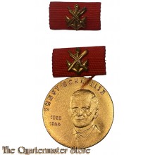 DDR - NVA Orden Ernst Schneller 1890-1944 medaille im Gold