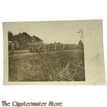 Photo 1916 Deutsche Soldaten mit Pickelhauben marschieren