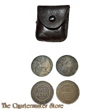 WW1 Leather pouch with 2 British and 2 Australian Pennie’s 