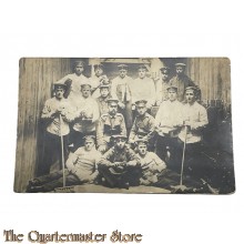 Studio photo 1915 Soldaten beim Reinigen