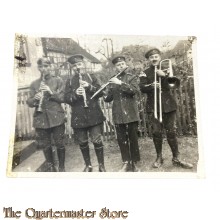 Postkarte/Studio photo 1914-18 Deutsche Militair Muzikanten mit instrumente