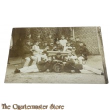 Postkarte/Photo 1916 Gruppe Deutsche Soldaten Bier trinken 