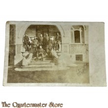 Postkarte/Studio photo 1916 Deutsche Soldaten vor Ein weisses Haus