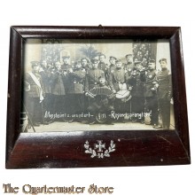 Framed (Studio) photo 1916 Deutsche miltair Muzikanten, mit "Eisernes kreuz " logo