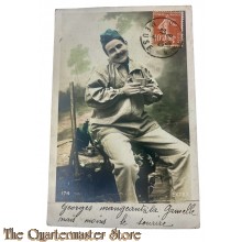France - WW1 Postcard Georges mangeant a' lagamelle mais moins le tourire