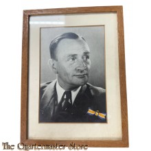 Foto in lijst geridderde man 