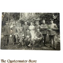 (Feld) Postkarte 1916 Deutsche Soldaten mit Schwester