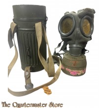 Early Wehrmacht M31 short gas mask