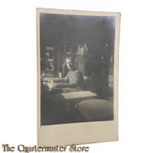 Photo 1915 2 Deutsche Soldaten am SchreibTisch