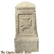 Small statue Combres 1917