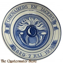 Keramiek Wandbord Grenadiers en Jagers 1829- 7 juli - 1939