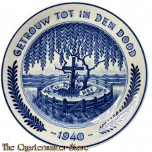 Keramieken Wandbord herdenkingsbord meidagen 1940. Getrouw tot in den dood 1940