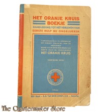 Book - Het Oranje Kruis Boekje Handleiding tot het verlenen van eerste hulp bij ongelukken 1944