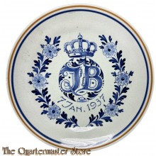 Keramieken Wandbord ter herdenking van het huwelijk HKH Juliana en ZKH Bernhard 