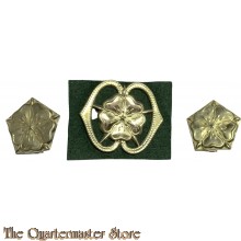 Baret embleem en schouder emblemen MILVA Militaire Vrouwenafdeling (geneeskundige dienst)