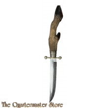 “Jagers” mes met hertenpoot (Hubters knife with stafs foot)