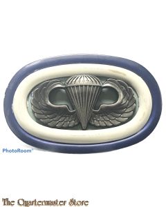 Jumpwing on metal oval 188 Glider Infantry Regiment (late 40s early 50s production)