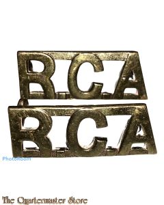 Shoulder titles R.C.A. (brass)