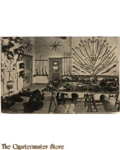 Prent briefkaart 1910 Kasteel Doorwerth, wapenkamer