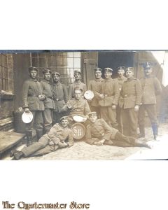 Photo 1915 German soldiers standing/lying with dinner plates 