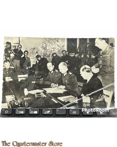 Postcard Capitulation a Reims 6/7 mai 1945 
