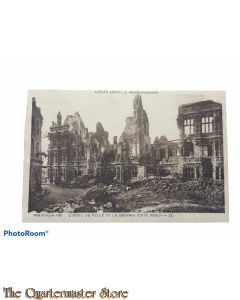 Postcard 1914-18 Arras apres le Bombardement, L'Hoel de Ville et Beffroi (Cote Nord)