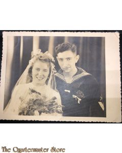 Photo (Mil. Postcard ) Marine angehoriger mit Ehefrau