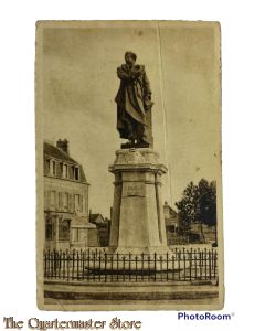 Postcard Villers-Cotteretes (Aime) La Statue d'Alexandre Fumas pere (enlevee par les Allemands en 1942)