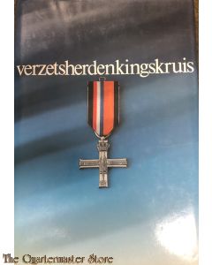 Gedenkboek verzetsherdenkingskruis; waarin opgenomen: register dragers verzetsherdenkingskruis
