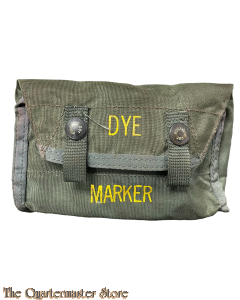 USAF Sea dye marker in survival vest pouch (hooks)