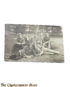 Studio photo 1914-18 Deutsche Soldaten  mit Freunde 