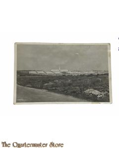 Postcard Verdun (Champs de Bataille) Vue generale de Cemitiere National et l'Ossuaire ce Douaumont