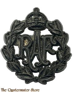 Cap badge Royal Air Force RAF WW2 (plastic)